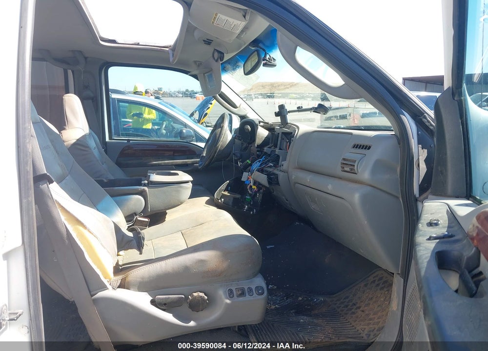 2005 FORD F-250 LARIAT/XL/XLT VIN: 1FTSW21P85EC81358