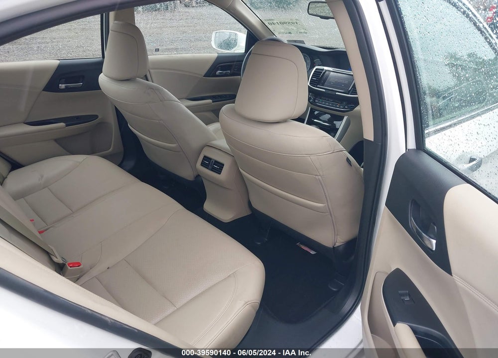 2017 HONDA ACCORD EX-L VIN: 1HGCR2F80HA209371