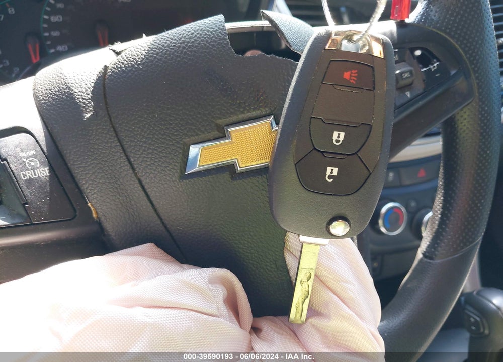 2020 CHEVROLET TRAX FWD LS VIN: 3GNCJKSB4LL277320