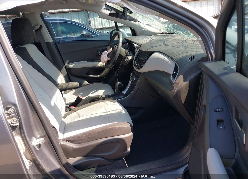 2020 CHEVROLET TRAX FWD LS VIN: 3GNCJKSB4LL277320