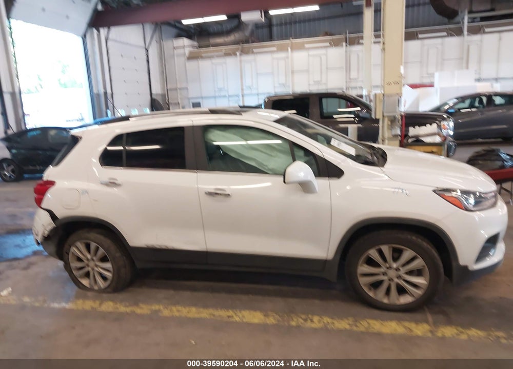 2017 CHEVROLET TRAX PREMIER VIN: 3GNCJRSB7HL238608
