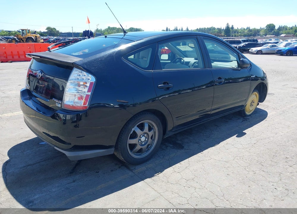 2008 TOYOTA PRIUS TOURING VIN: JTDKB20U383400923