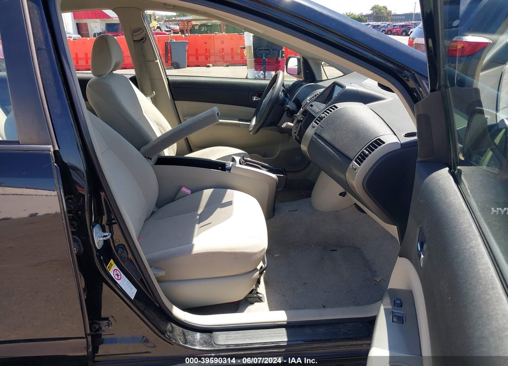 2008 TOYOTA PRIUS TOURING VIN: JTDKB20U383400923