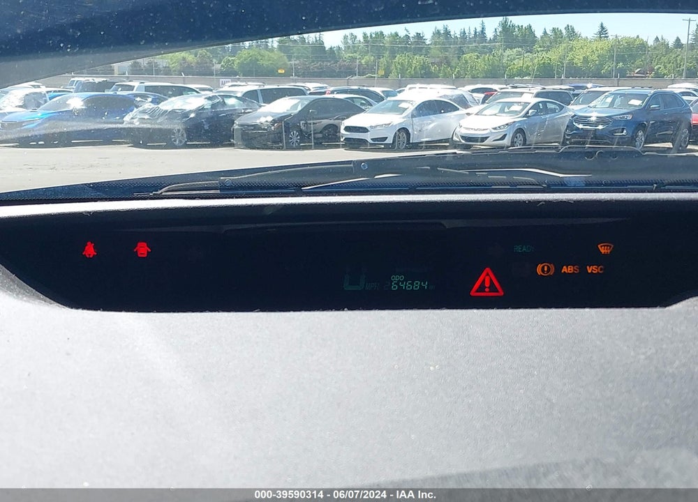 2008 TOYOTA PRIUS TOURING VIN: JTDKB20U383400923