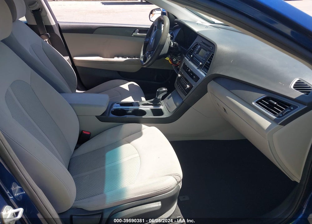 2017 HYUNDAI SONATA VIN: 5NPE24AF4HH544722