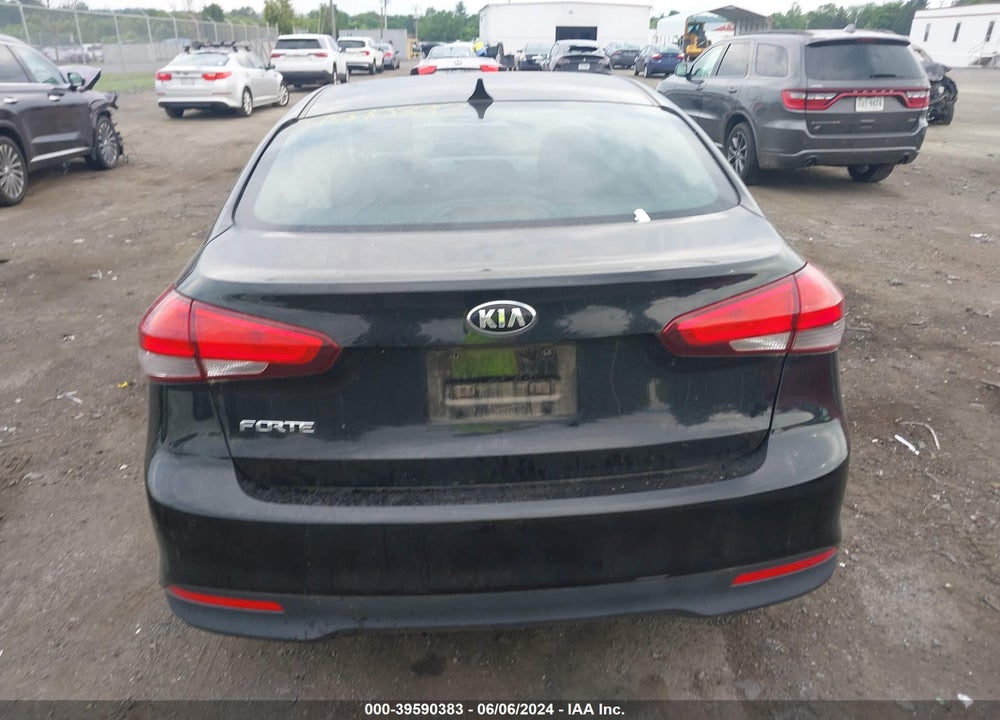 2017 KIA FORTE LX VIN: 3KPFK4A77HE136989