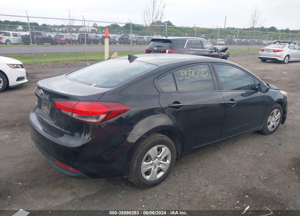 2017 KIA FORTE LX VIN: 3KPFK4A77HE136989
