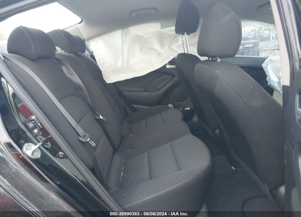 2017 KIA FORTE LX VIN: 3KPFK4A77HE136989
