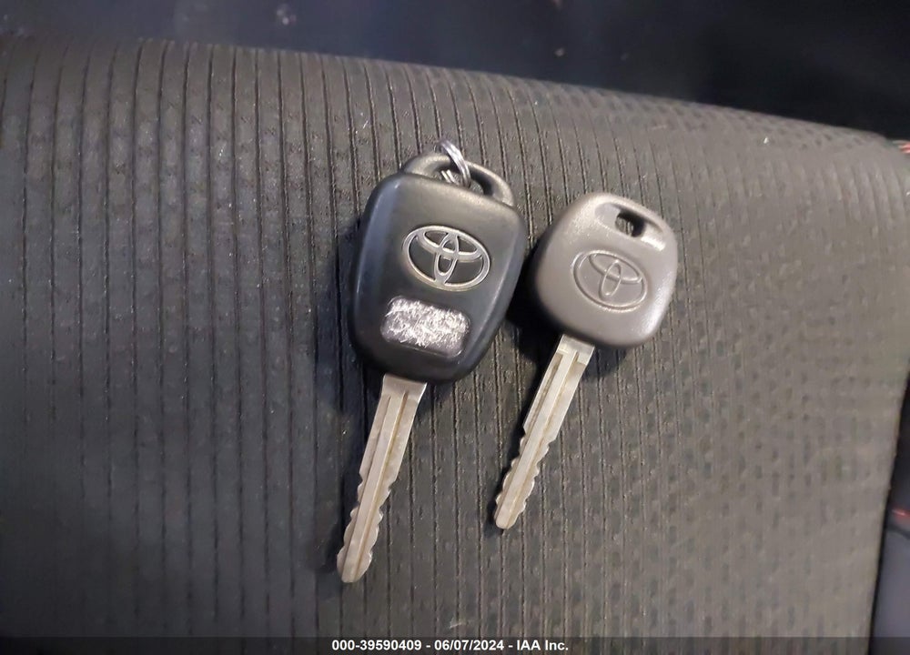 2016 TOYOTA CAMRY SE VIN: 4T1BF1FK4GU603845