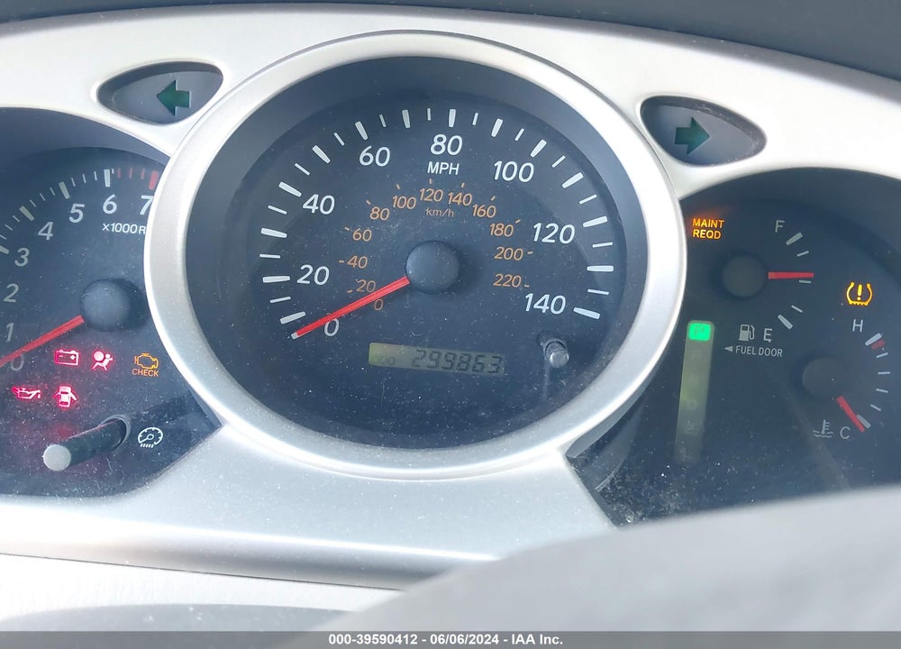 2004 TOYOTA HIGHLANDER VIN: JTEGD21A440103252