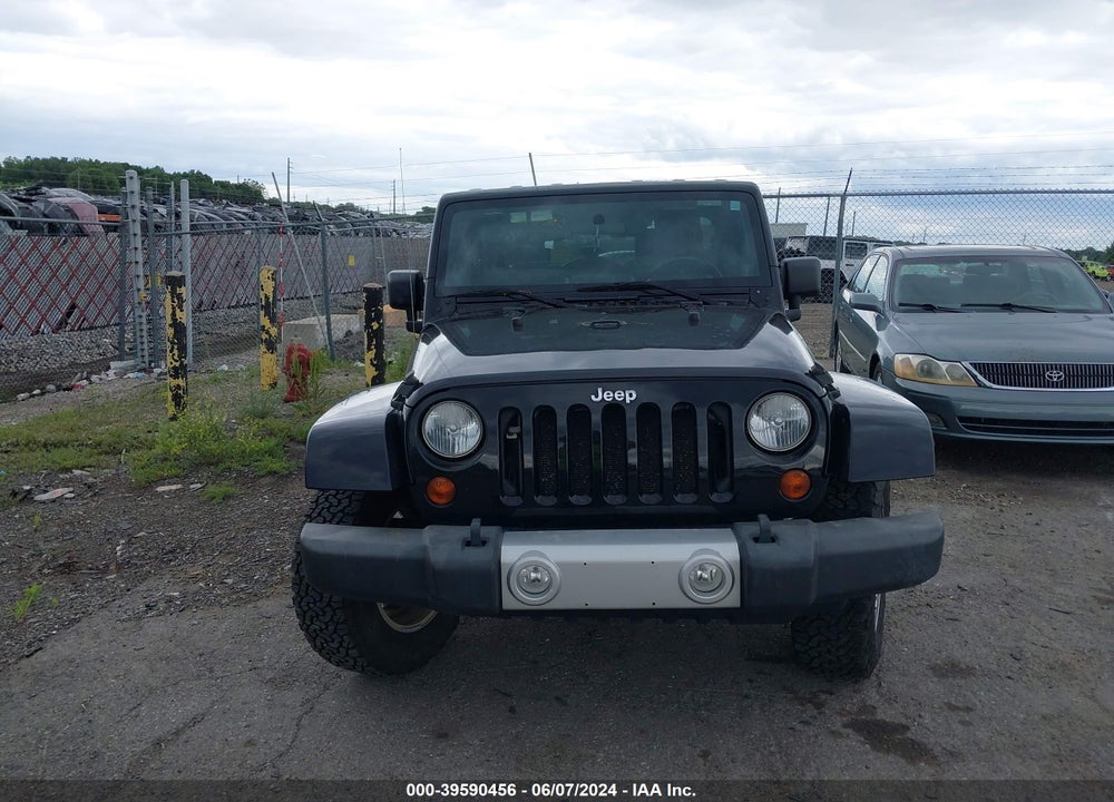 2010 JEEP WRANGLER UNLIMITED SAHARA VIN: 1J4HA5H16AL171064
