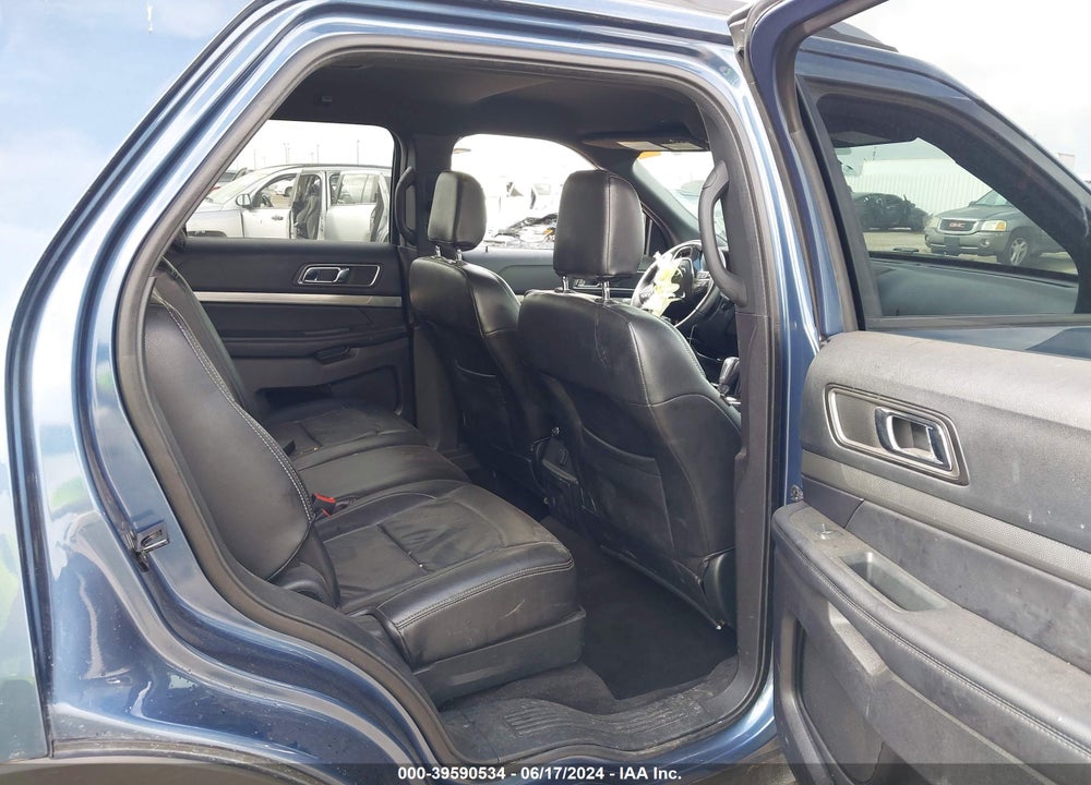 2018 FORD EXPLORER XLT VIN: 1FM5K7D81JGC87071