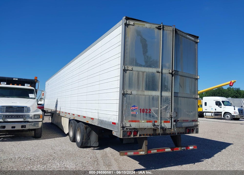 2012 UTILITY TRAILER MFG --- VIN: 1UYVS2534CU302212