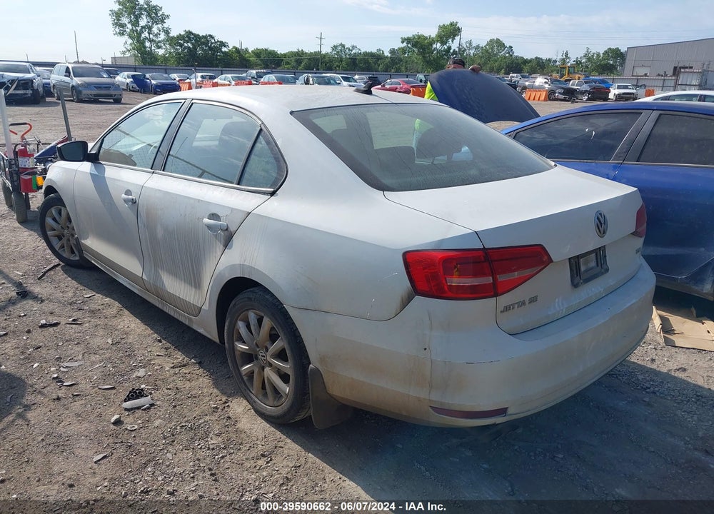 2015 VOLKSWAGEN JETTA 1.8T SE VIN: 3VWB17AJ5FM298246
