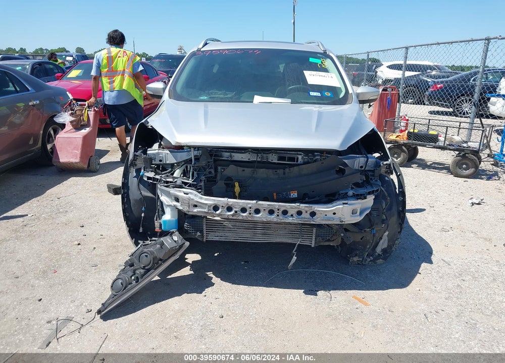 2018 FORD ESCAPE TITANIUM VIN: 1FMCU9J94JUB71844