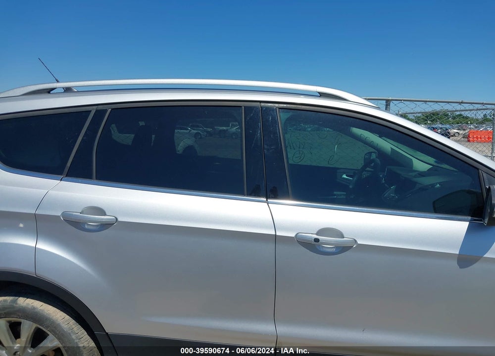 2018 FORD ESCAPE TITANIUM VIN: 1FMCU9J94JUB71844
