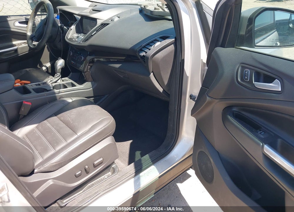 2018 FORD ESCAPE TITANIUM VIN: 1FMCU9J94JUB71844