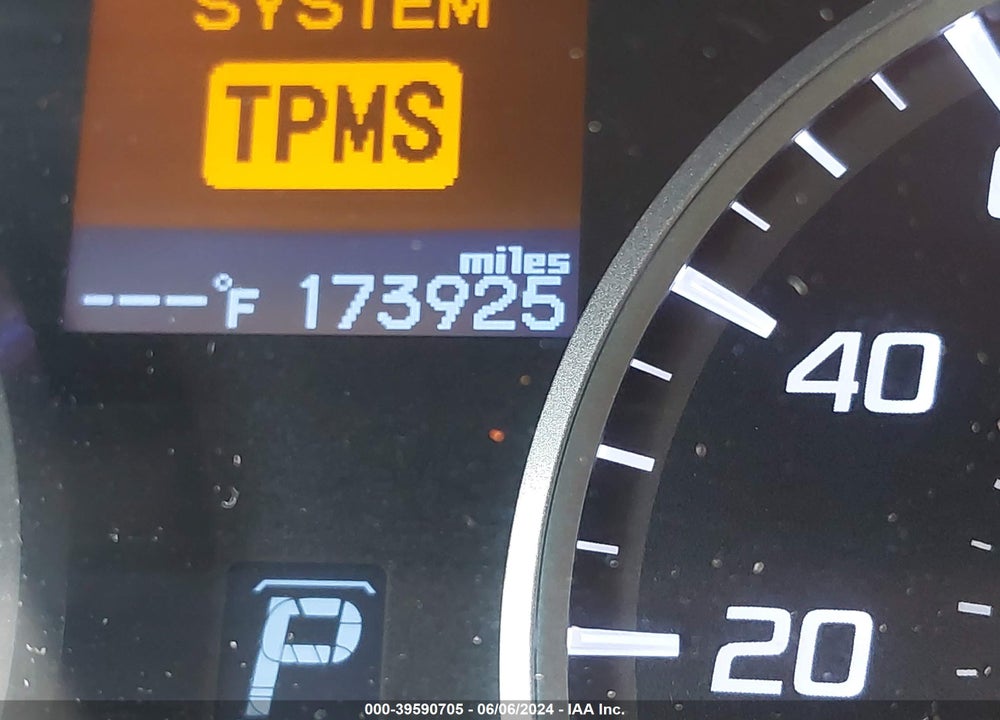 2013 ACURA ILX 2.0L VIN: 19VDE1F74DE012591