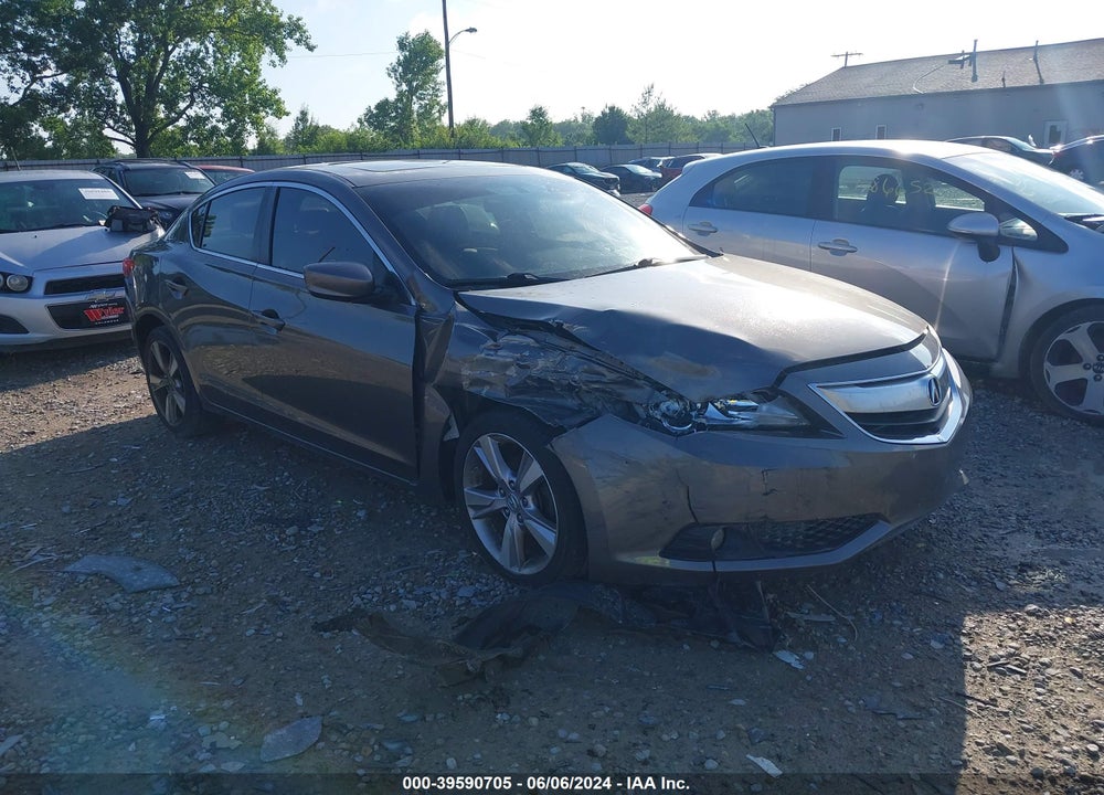 2013 ACURA ILX 2.0L VIN: 19VDE1F74DE012591