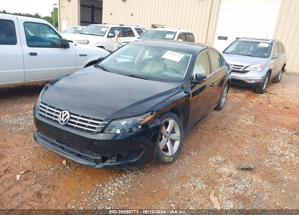 2013 VOLKSWAGEN PASSAT 2.0L TDI SE VIN: 1VWBN7A33DC121618