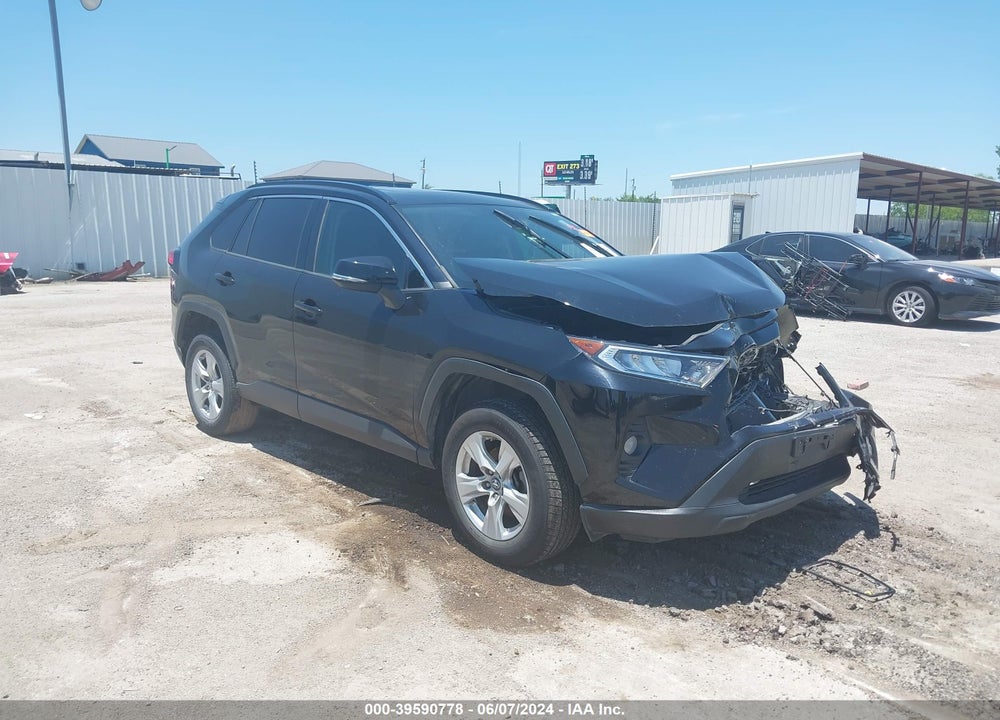 2019 TOYOTA RAV4 XLE VIN: 2T3W1RFV0KW011481