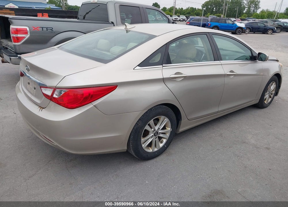 2011 HYUNDAI SONATA VIN: 5NPEB4AC8BH079908