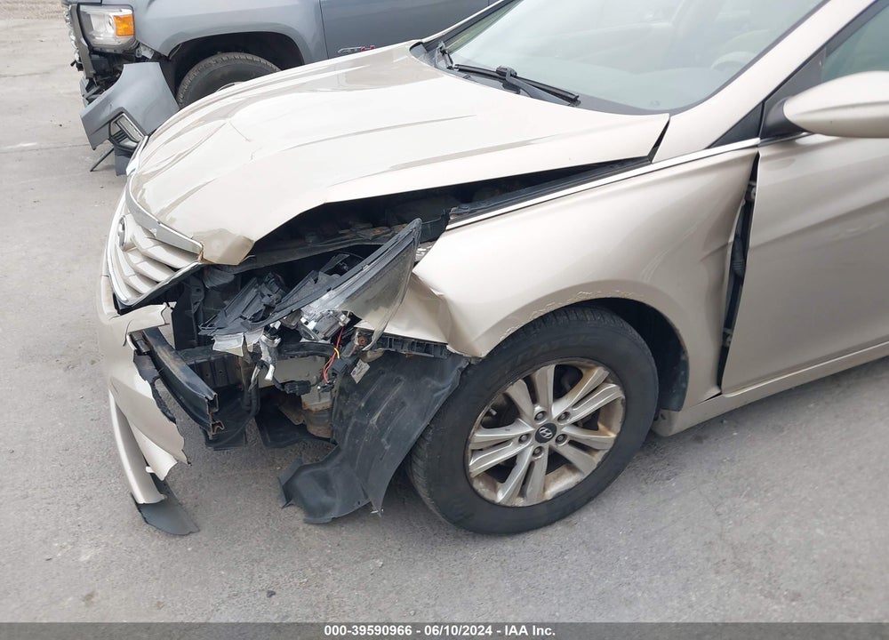 2011 HYUNDAI SONATA VIN: 5NPEB4AC8BH079908