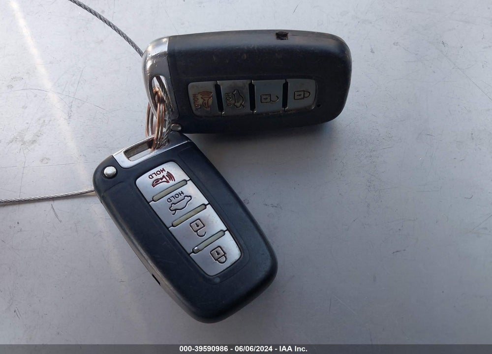 2012 HYUNDAI SONATA HYBRID VIN: KMHEC4A49CA055658