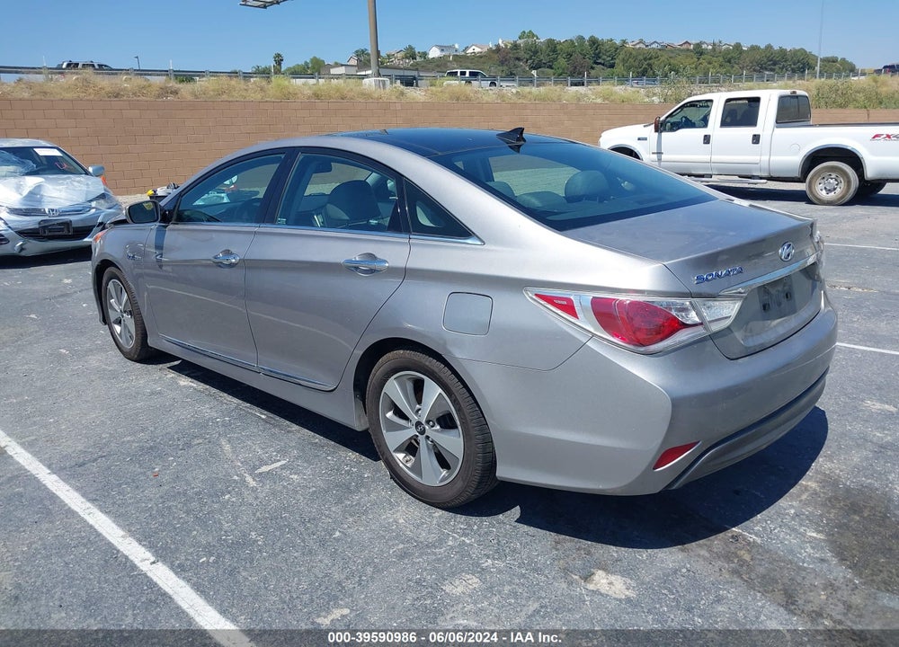 2012 HYUNDAI SONATA HYBRID VIN: KMHEC4A49CA055658