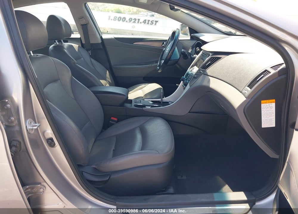 2012 HYUNDAI SONATA HYBRID VIN: KMHEC4A49CA055658