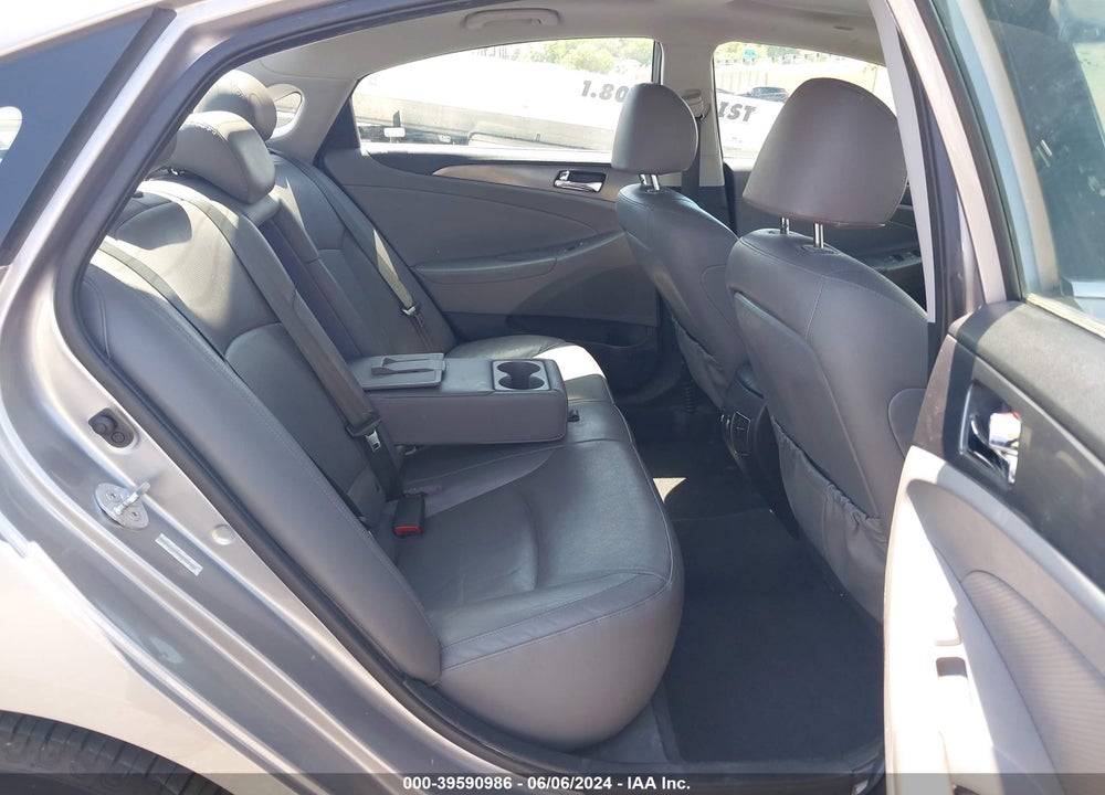 2012 HYUNDAI SONATA HYBRID VIN: KMHEC4A49CA055658