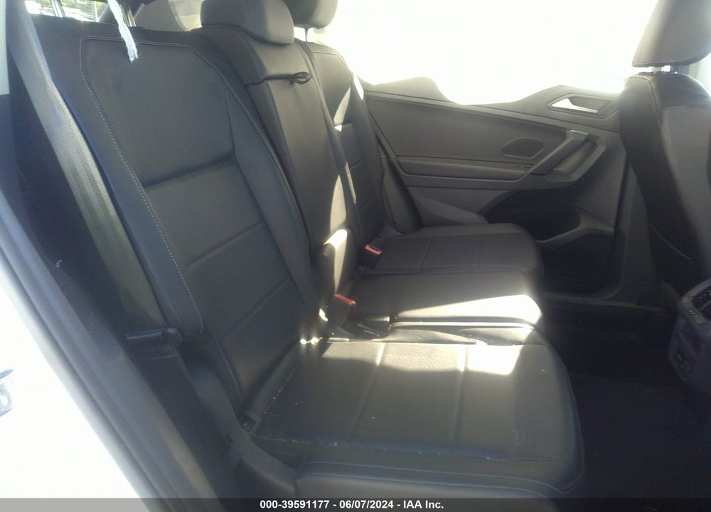 2019 VOLKSWAGEN TIGUAN 2.0T SE/2.0T SEL/2.0T SEL R-LINE/2.0T SEL R-LINE BLACK VIN: 3VV2B7AX9KM010793