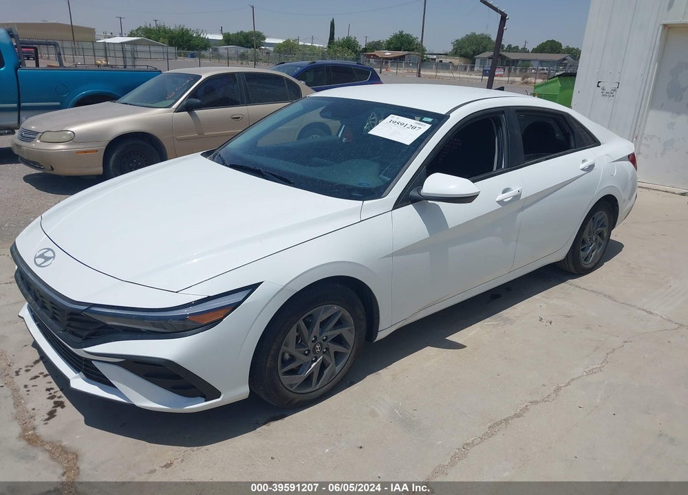 2024 HYUNDAI ELANTRA SEL VIN: KMHLM4DG1RU706928