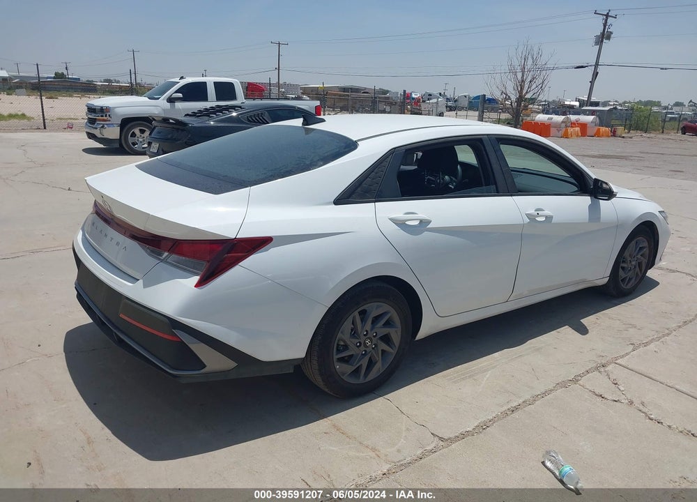 2024 HYUNDAI ELANTRA SEL VIN: KMHLM4DG1RU706928