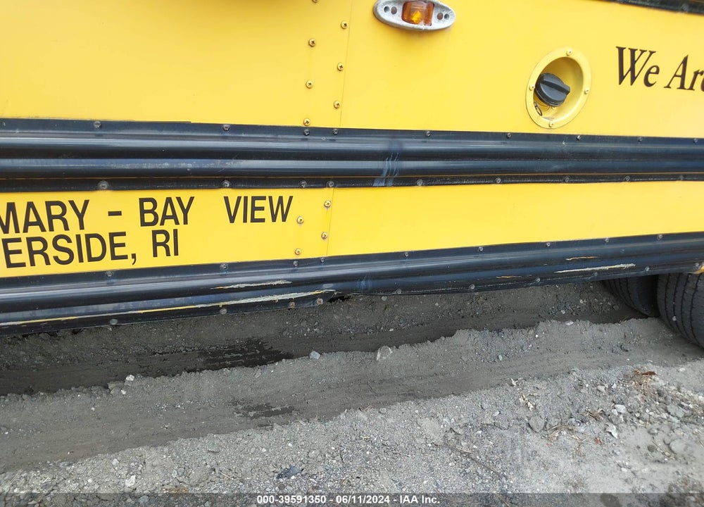2008 GMC SAVANA CUTAWAY VIN: 1GDJG31KX81156582
