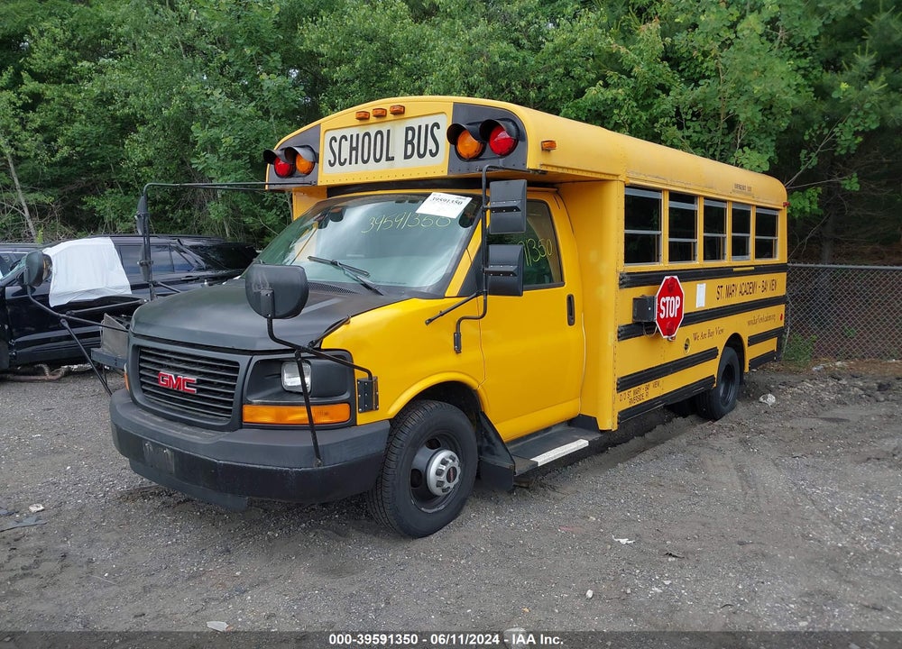 2008 GMC SAVANA CUTAWAY VIN: 1GDJG31KX81156582