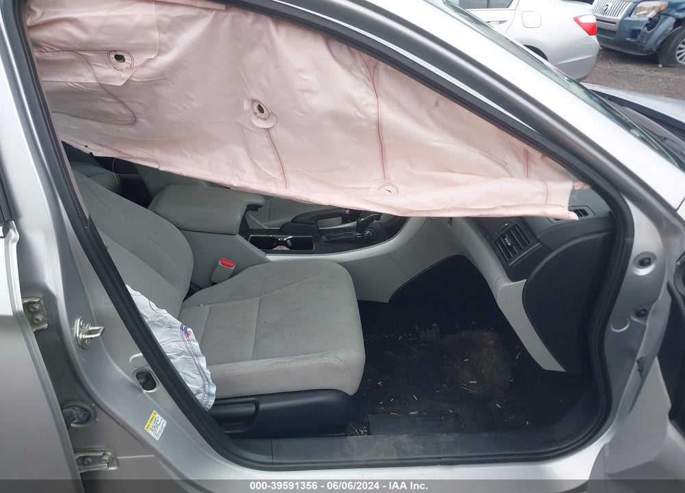 2014 HONDA ACCORD VIN: 1HGCR2F70EA245077