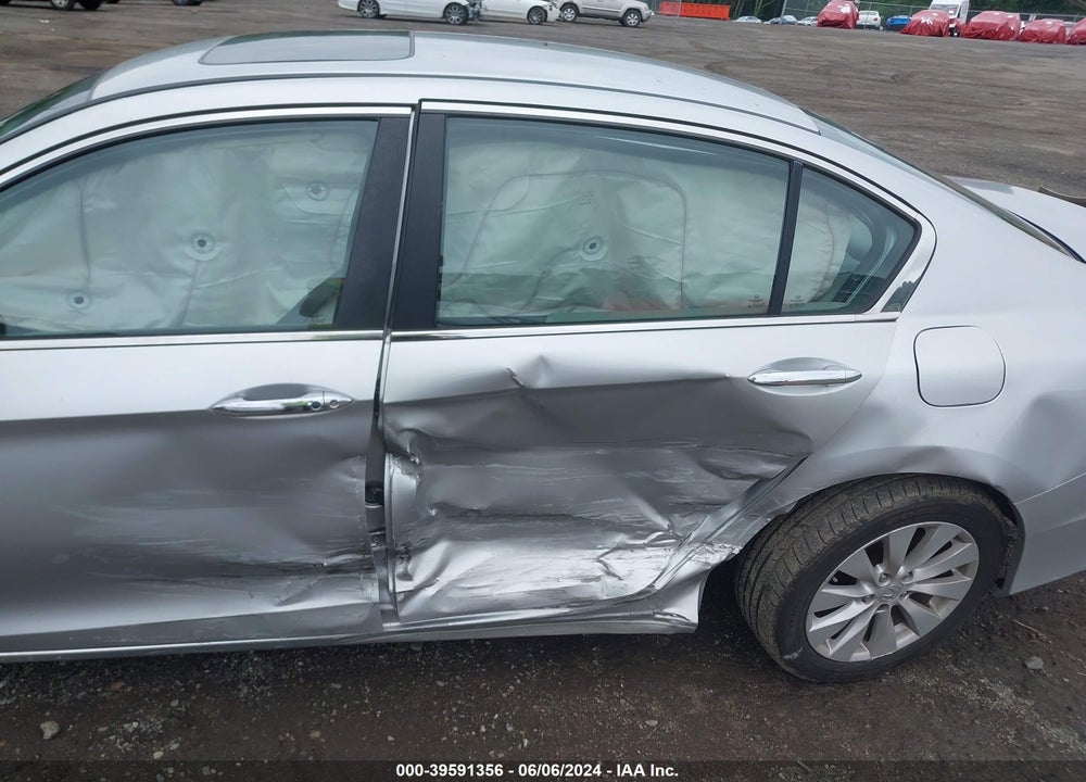 2014 HONDA ACCORD VIN: 1HGCR2F70EA245077