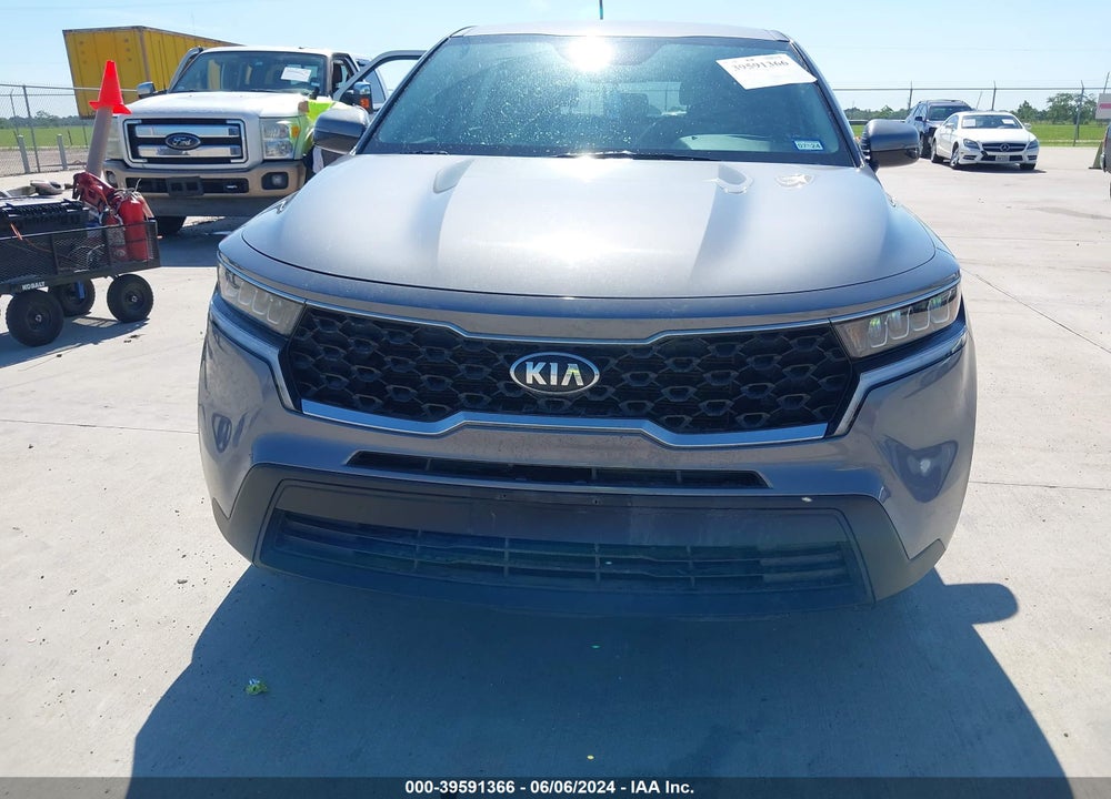 2021 KIA SORENTO LX VIN: 5XYRG4LC8MG025972