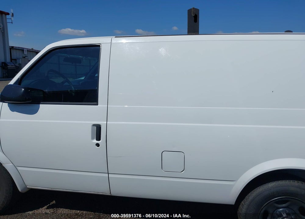 2003 CHEVROLET ASTRO VIN: 1GCDM19X83B116809