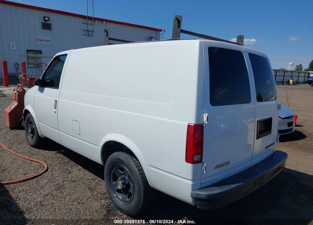 2003 CHEVROLET ASTRO VIN: 1GCDM19X83B116809