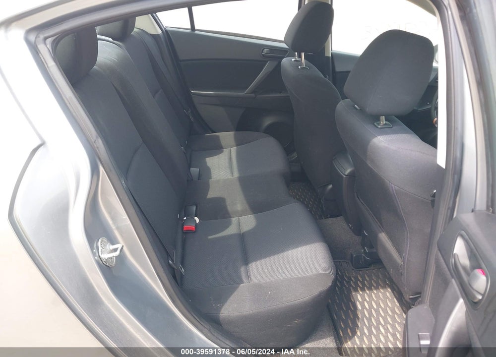 2011 MAZDA MAZDA3 VIN: JM1BL1UF4B1902782