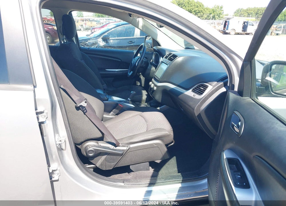 2019 DODGE JOURNEY SE VIN: 3C4PDCBB8KT833862