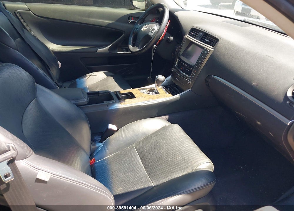 2014 LEXUS IS 250C VIN: JTHFF2C27E2530154