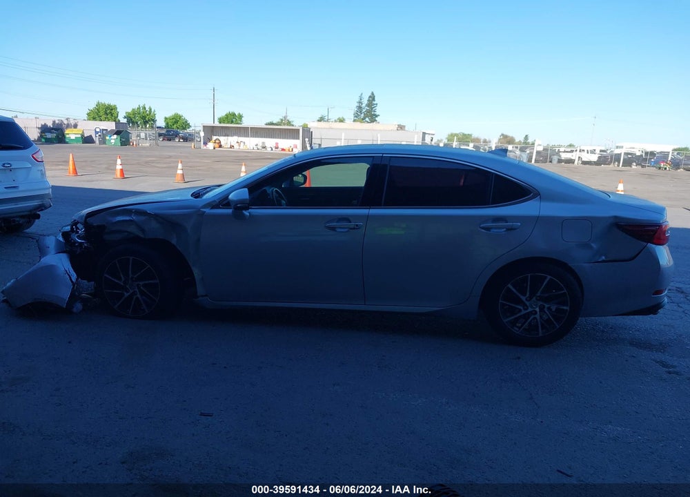 2016 LEXUS ES 350 VIN: 58ABK1GG8GU011640