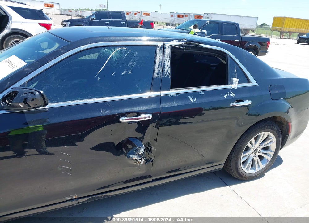 2017 CHRYSLER 300C VIN: 2C3CCAEGXHH565223