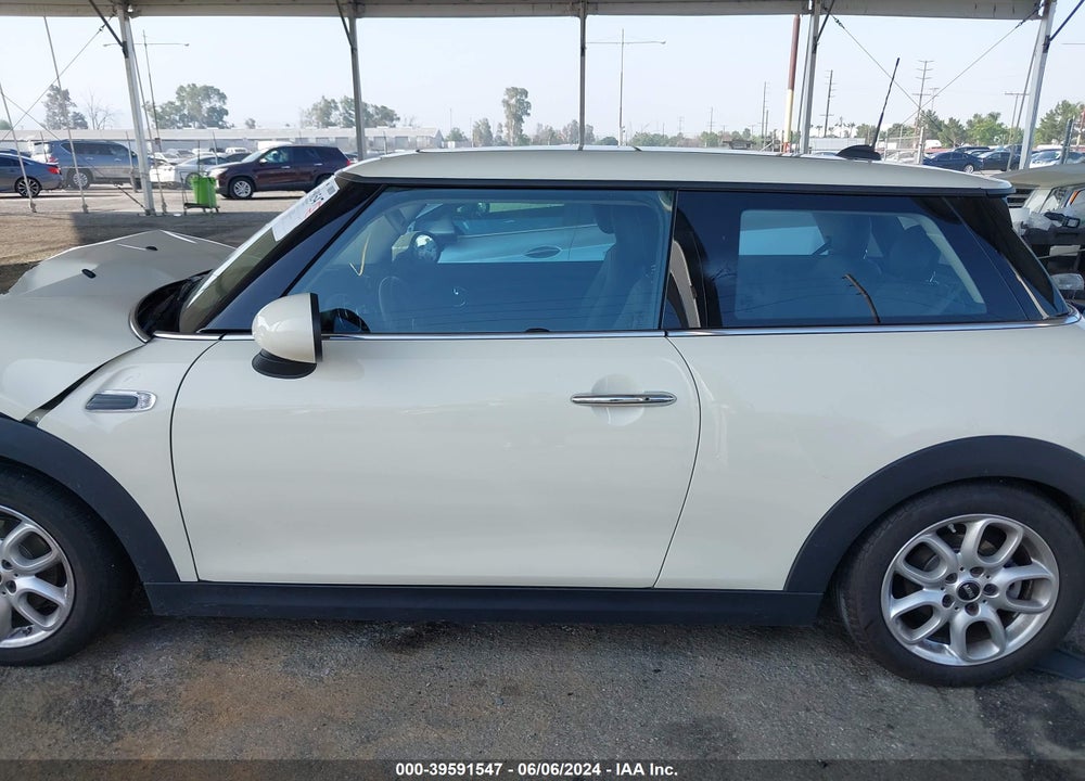 2019 MINI HARDTOP COOPER VIN: WMWXP5C58K2H32110