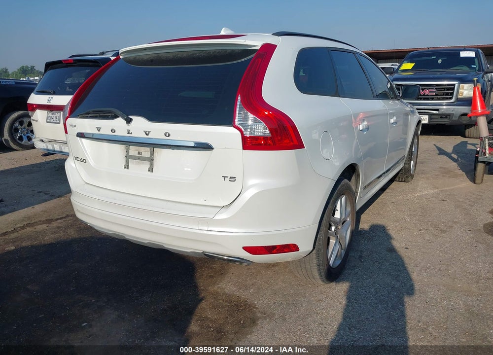 2017 VOLVO XC60 T5 VIN: YV440MDJ8H2083301