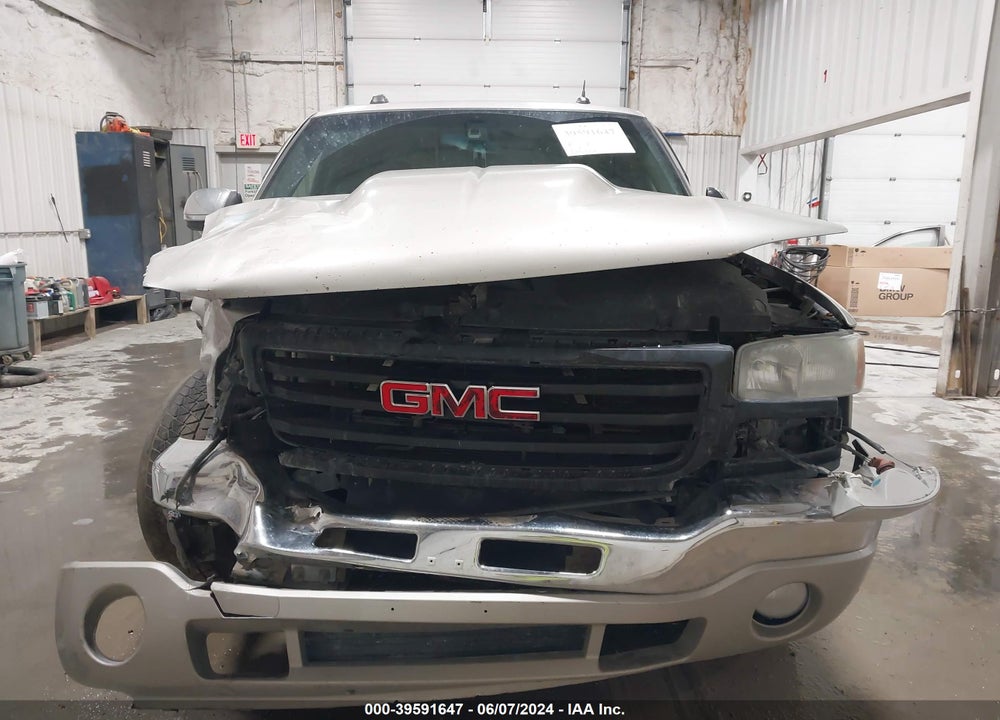 2004 GMC SIERRA 1500 SLE VIN: 2GTEC19T241299923