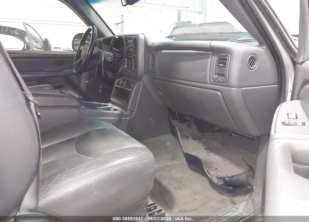 2004 GMC SIERRA 1500 SLE VIN: 2GTEC19T241299923